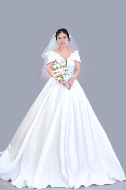 Váy cưới dáng bồng QNB100 | Quyên Nguyễn Bridal